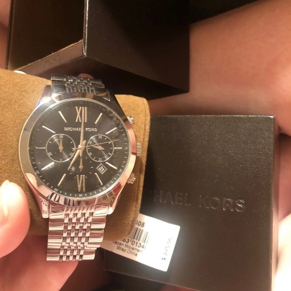 NWT Men’s MICHAEL Michael Kors silver watch - Picture 2 of 4
